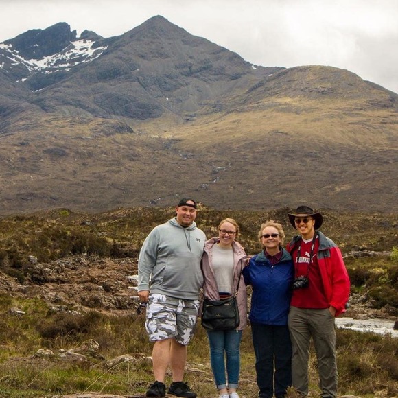 Meet your Posher, Katherine - Picture 1 of 1